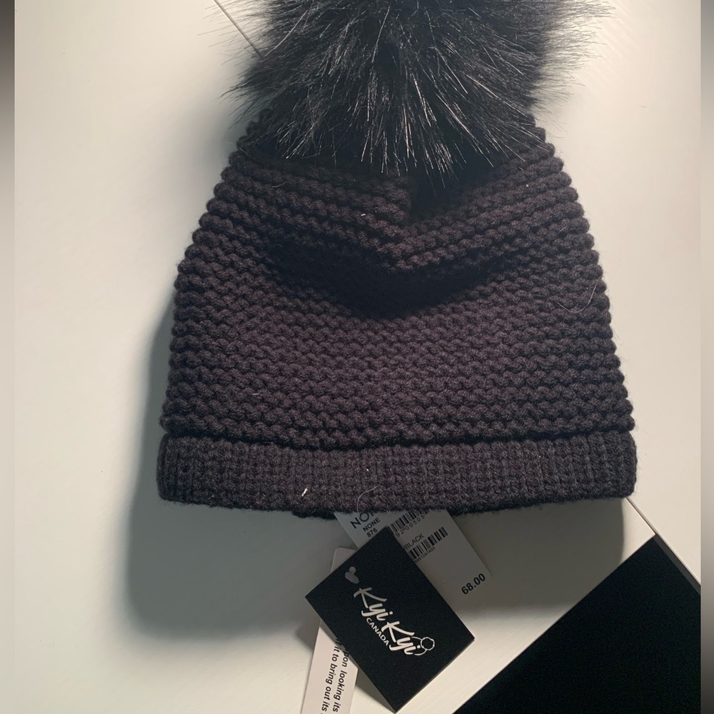 Black Knit Beanie with Faux Fur Pom